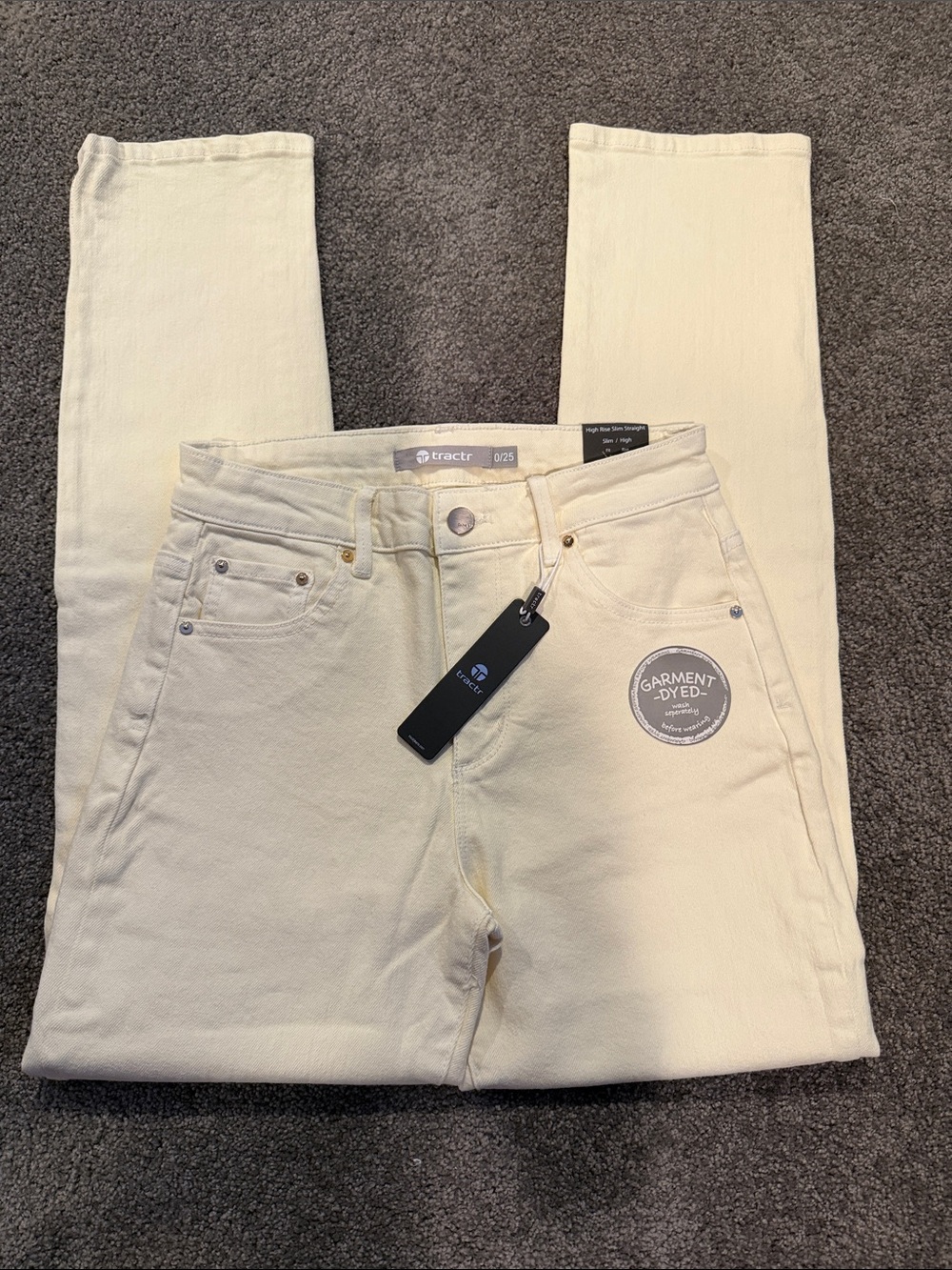 Tractr Women's Cream High-Rise Straight Jeans